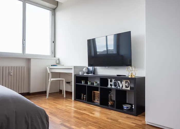 Paolo Fabbri * بولونيا