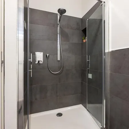 Paolo Fabbri Apartamento *