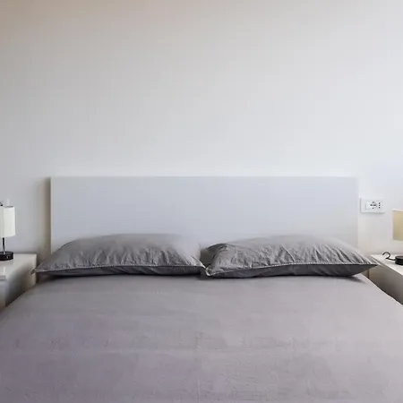 Paolo Fabbri Apartment Bologna