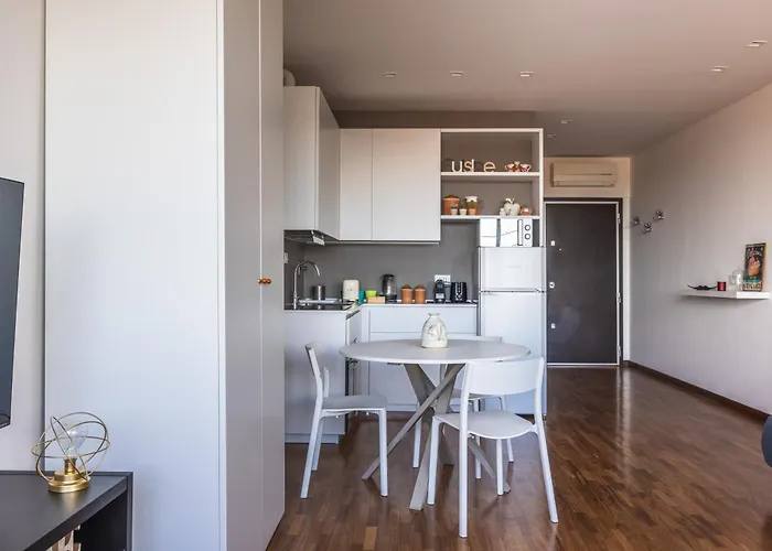 Paolo Fabbri Apartment